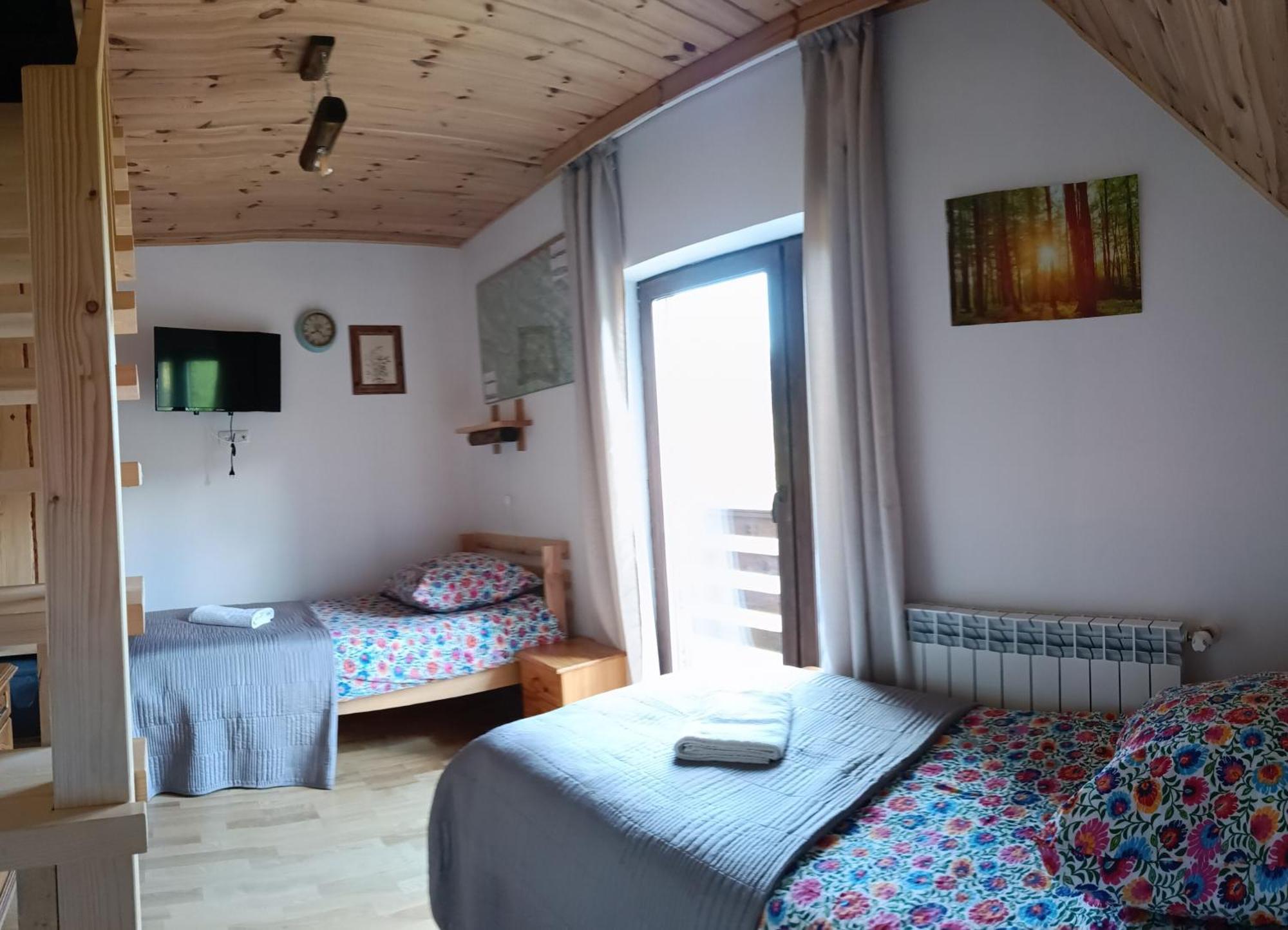 Kyczyrka Appartement Liszna Buitenkant foto