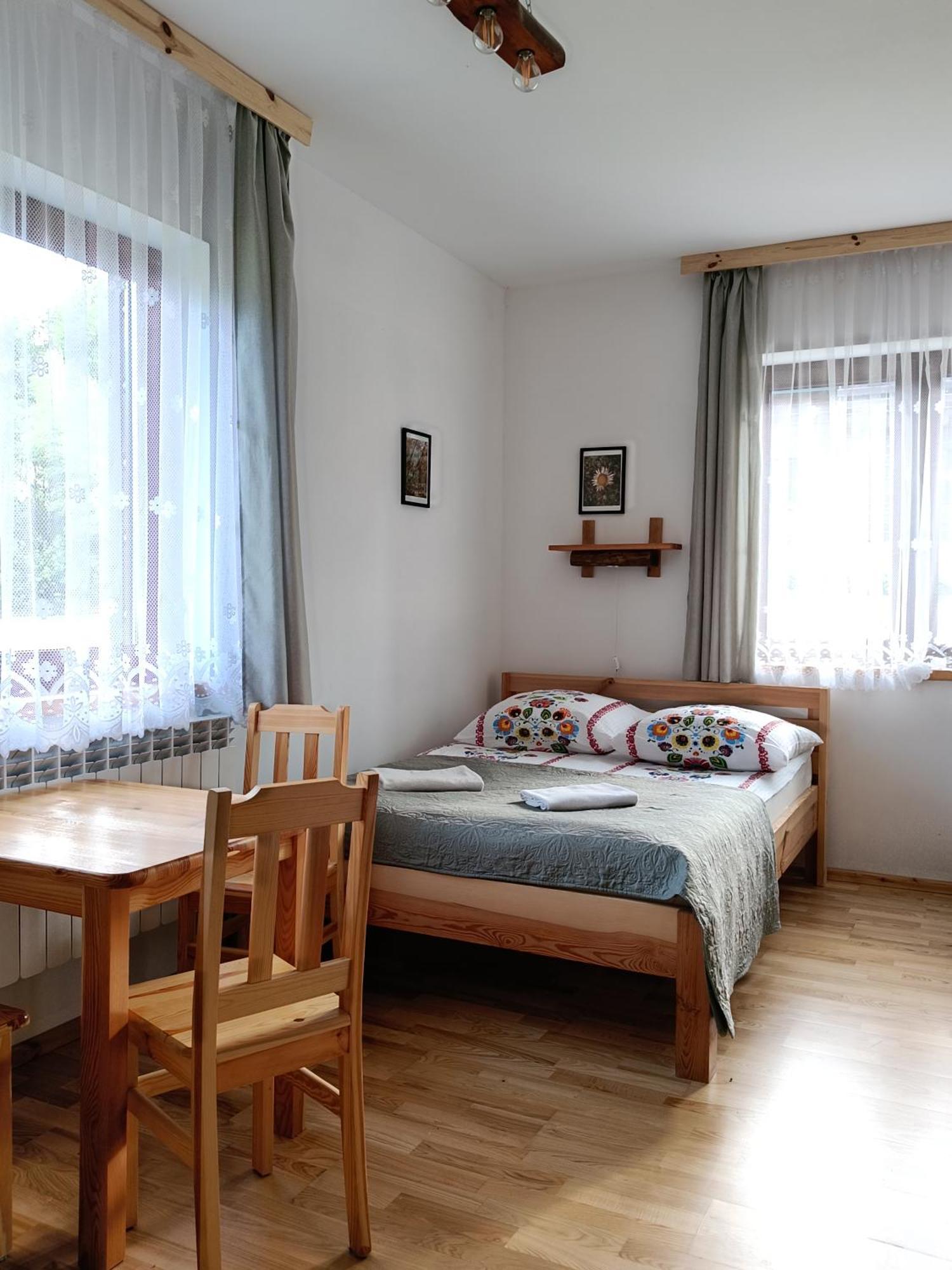 Kyczyrka Appartement Liszna Buitenkant foto