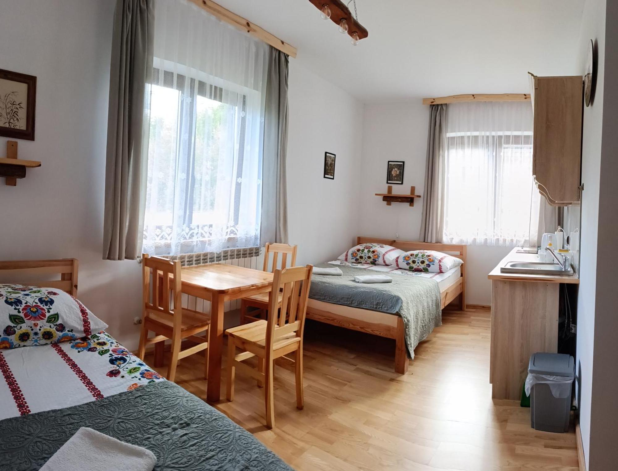 Kyczyrka Appartement Liszna Buitenkant foto