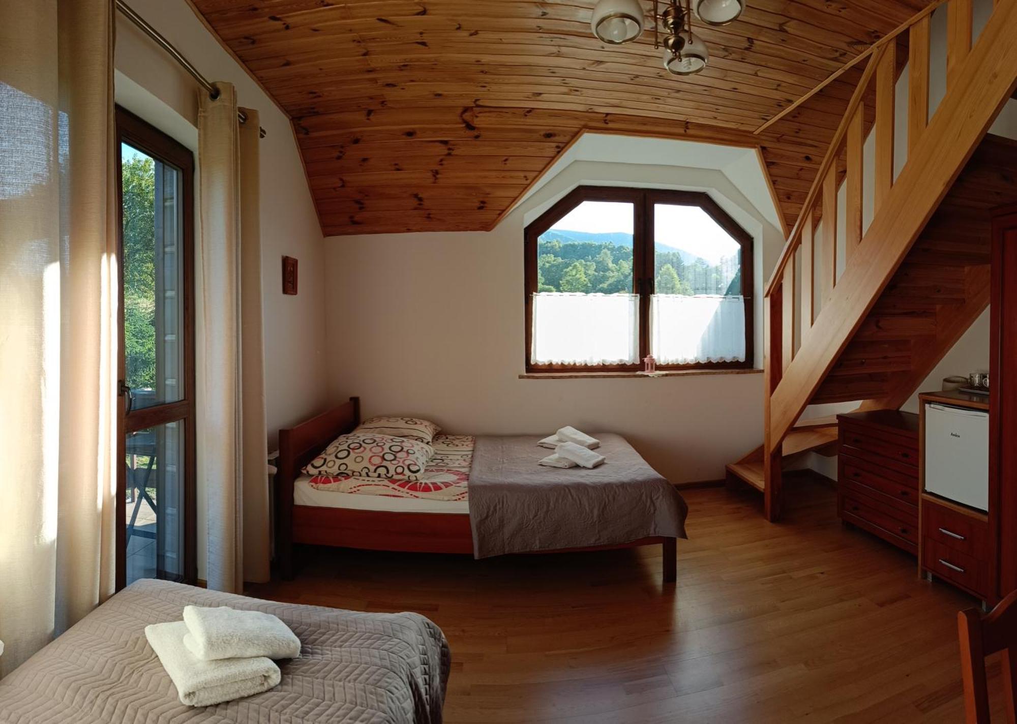 Kyczyrka Appartement Liszna Buitenkant foto