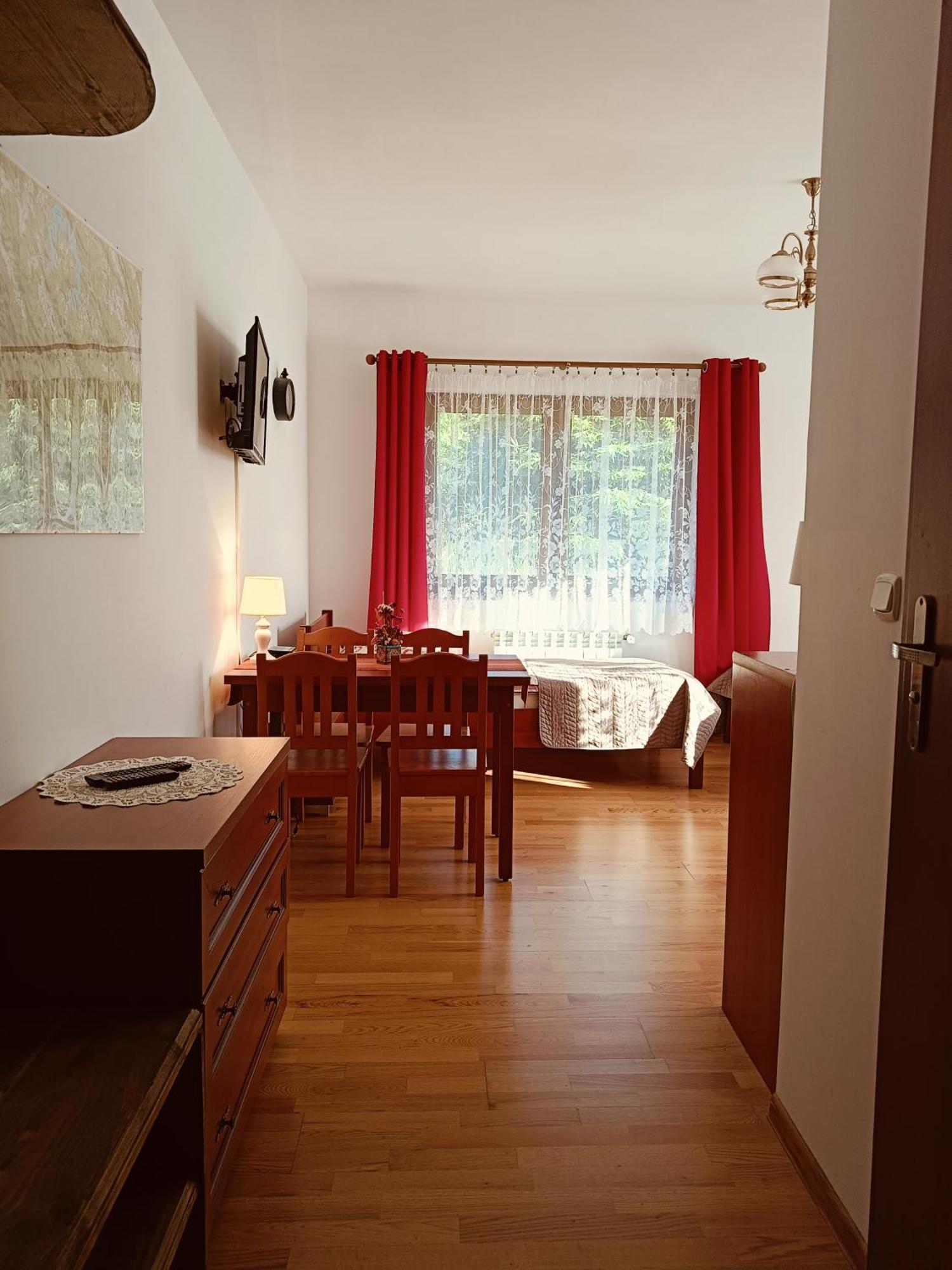 Kyczyrka Appartement Liszna Buitenkant foto